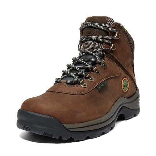 Tus pies estarán secos y protegidos en cualquier terreno, gracias a las TIMBERLAND WHITE LEDGE con su impermeabilidad probada y suela antideslizante, ideales para aventureros con 10% de descuento hoy.