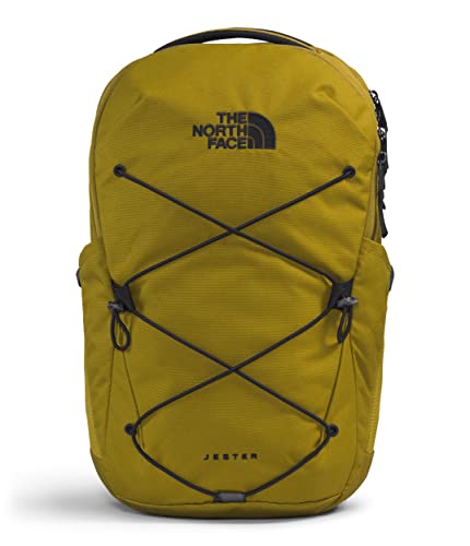 Guarda tu equipo con seguridad y estilo por menos: la THE NORTH FACE JESTER llega con su diseño resistente y organizado para estudiantes y profesionales activos.