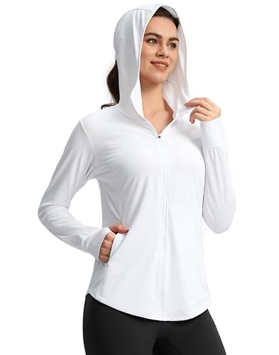 Protección Solar Total en tus Aventuras: Descubre la CHAQUETA GRADUAL UPF 50+ que Combina Ligereza y Seguridad para Mujeres Activas