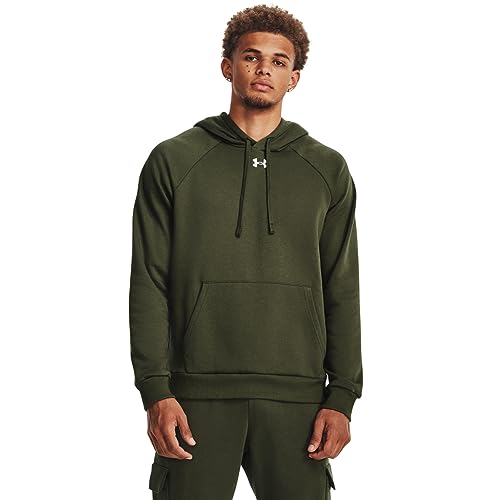 Descubre cómo el UNDER ARMOUR RIVAL revoluciona tu confort: sudadera con capucha de vellón que combina estilo y funcionalidad para cualquier actividad.