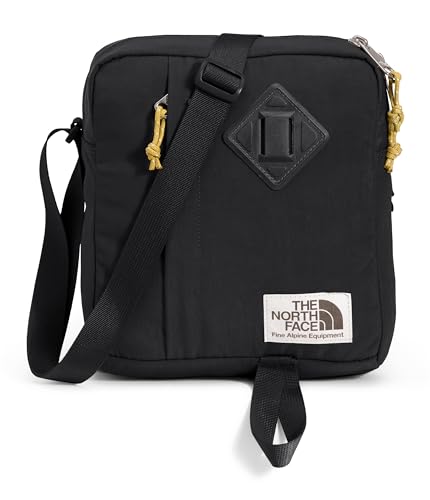 Olvídate de cargar peso innecesario: el bolso BERKELEY CROSSBODY de THE NORTH FACE combina estilo urbano y funcionalidad extrema - resistente al agua y con organización inteligente para aventuras diarias