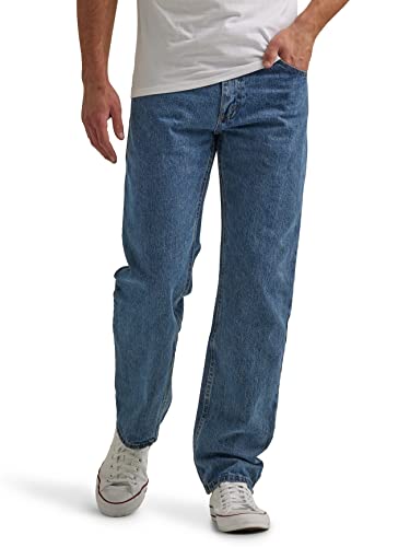 Descubre la combinación perfecta de estilo y durabilidad con los WRANGLER AUTHENTICS: Jeans clásicos que elevan tu look diario con su corte recto y diseño funcional de 5 bolsillos