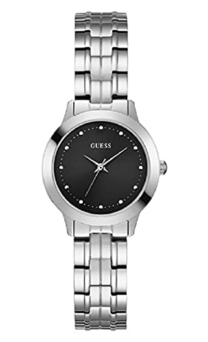 Transforma tu estilo con precisión y elegancia: el reloj GUESS CHELSEA combina un diseño clásico en ACERO INOXIDABLE con detalles modernos para ofrecerte durabilidad y sofisticación en cada ocasión.