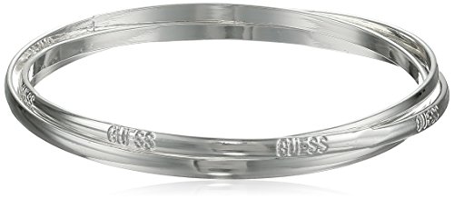 Transforma tu estilo con elegancia minimalista: Descubre las pulseras interconectadas que añaden sofisticación instantánea a cualquier atuendo, con la colección BASIC de GUESS - el accesorio versátil que eleva tu presencia sin esfuerzo.