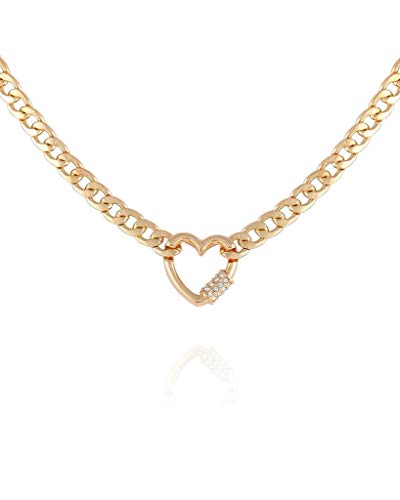 Descubre cómo este GUESS COLLAR DE CORAZÓN PAVÉ puede transformar tu estilo con un toque de lujo accesible - La combinación perfecta entre elegancia contemporánea y artesanía detallada que realza cualquier outfit con su diseño en cadena dorada y corazón cristalino