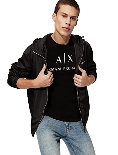 Elegancia y comodidad se unen en tu armario: la camiseta AX ARMANI EXCHANGE con logo acolchado llega para renovar tu estilo casual con un 10% de descuento.
